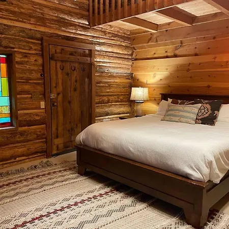 Aspen'S Cabin